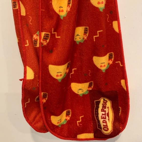 New, Never Worn - Super cute, soft El Paso Taco scarf - Picture 2 of 4